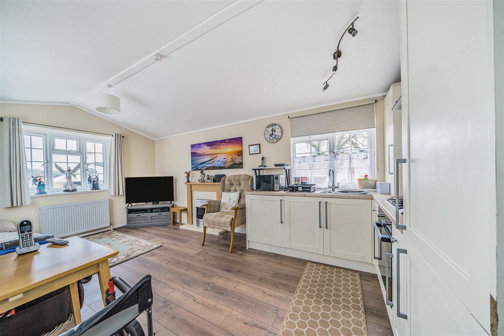 Woodland Park, Waunarlwydd, Swansea, SA5 4QP